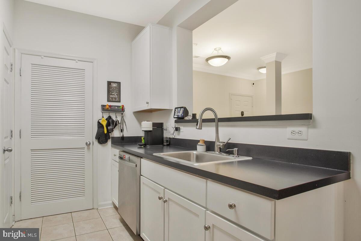 4860 Eisenhower Ave #276