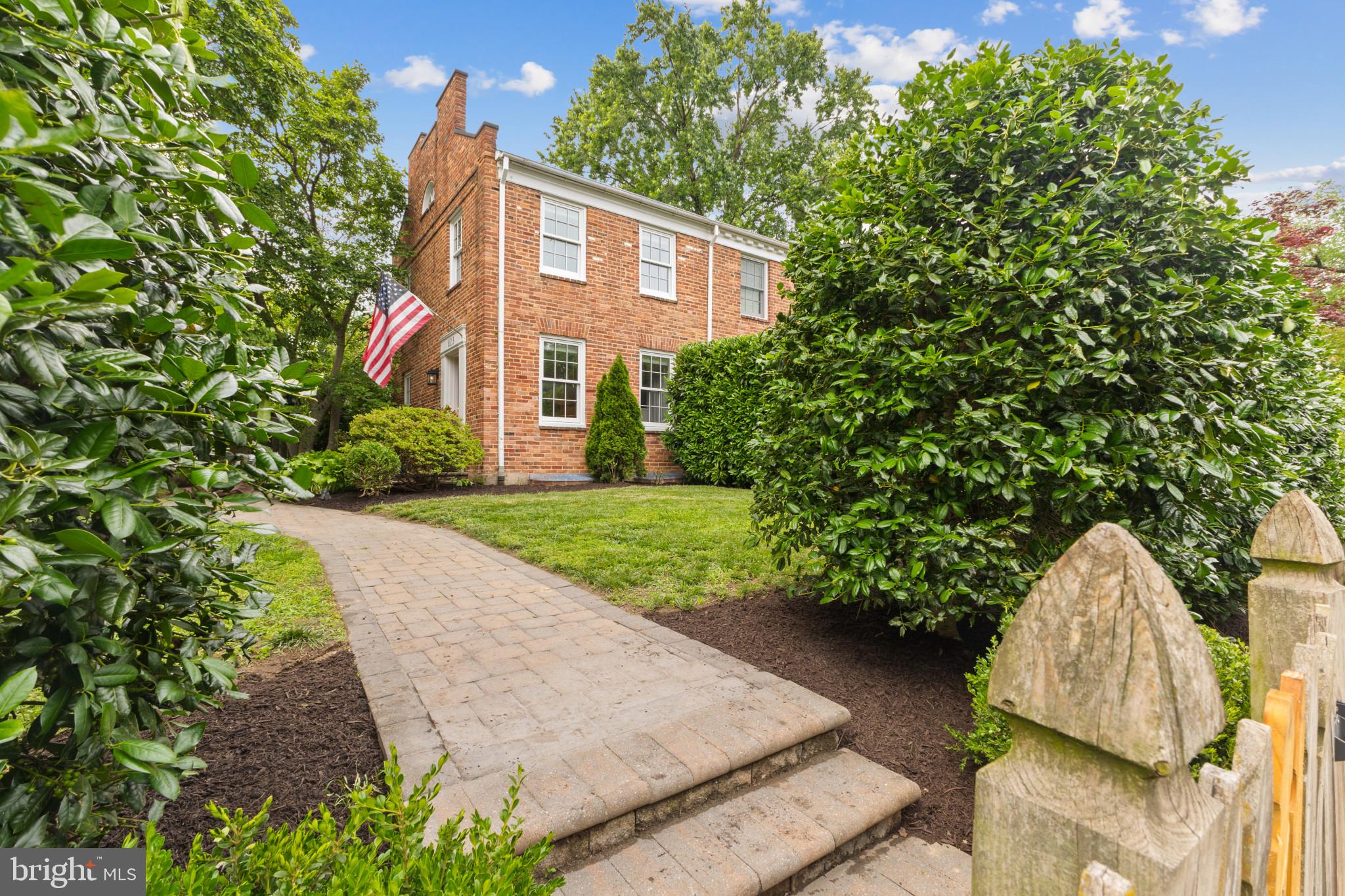 823 CHURCH STREET