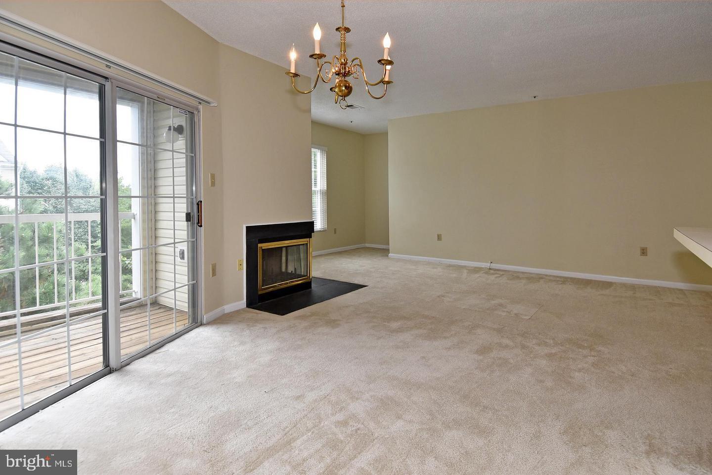 277 S PICKETT STREET 302