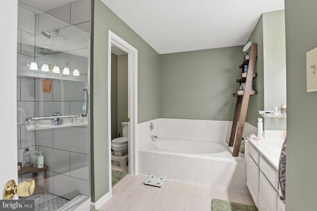 277 S PICKETT STREET 302