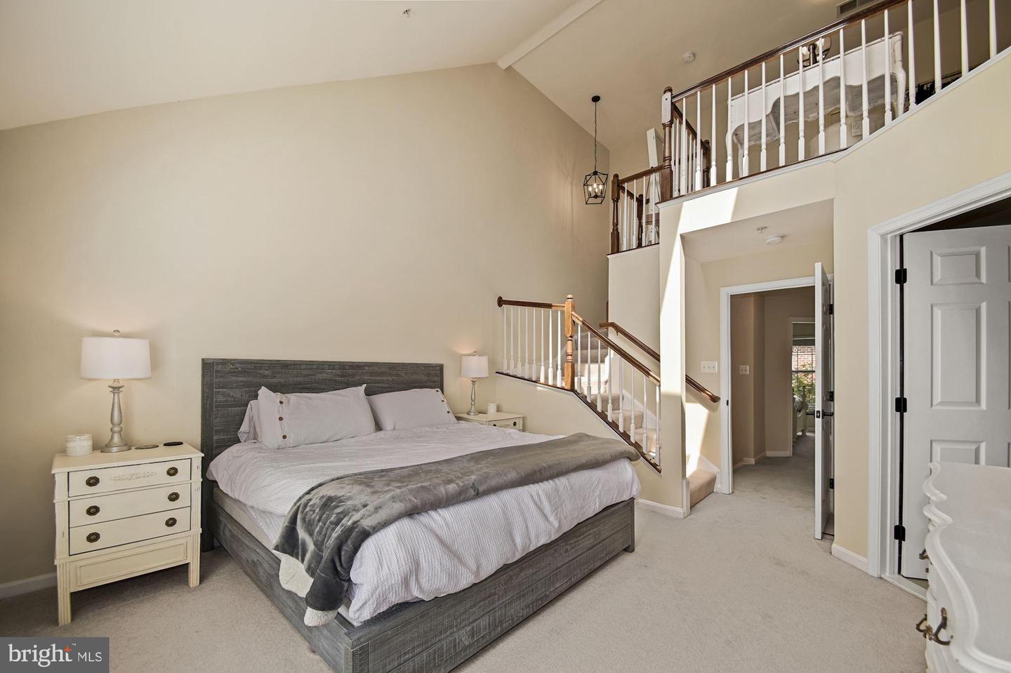 6126 Madison Crest Ct
