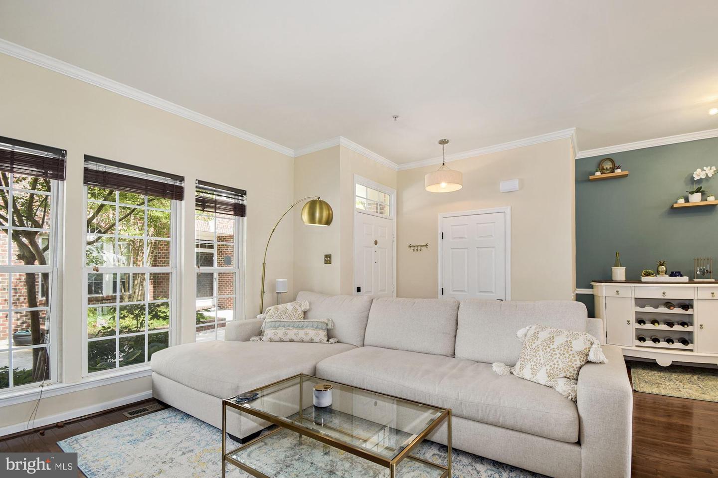 6126 Madison Crest Ct