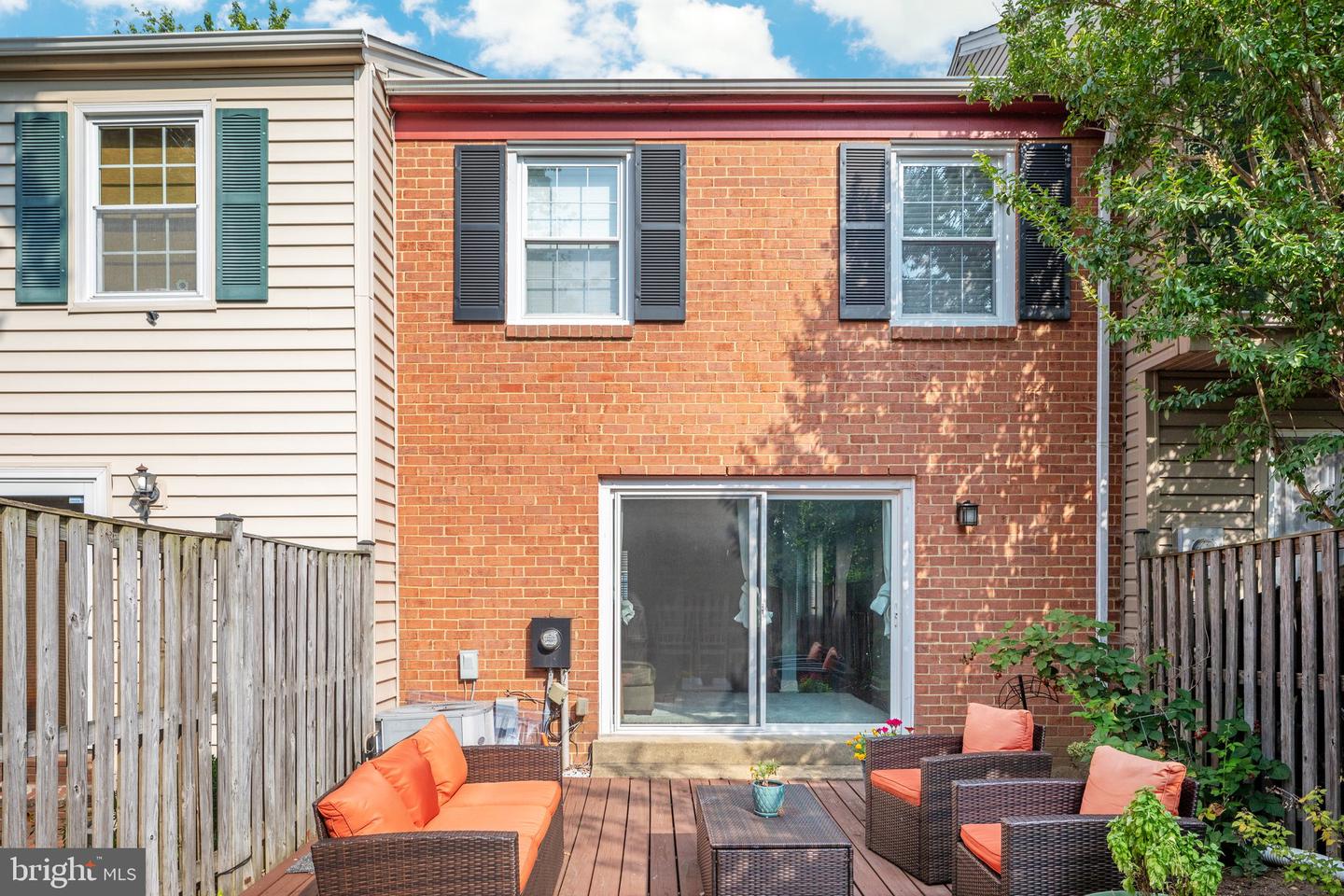 6609 Deer Gap Ct