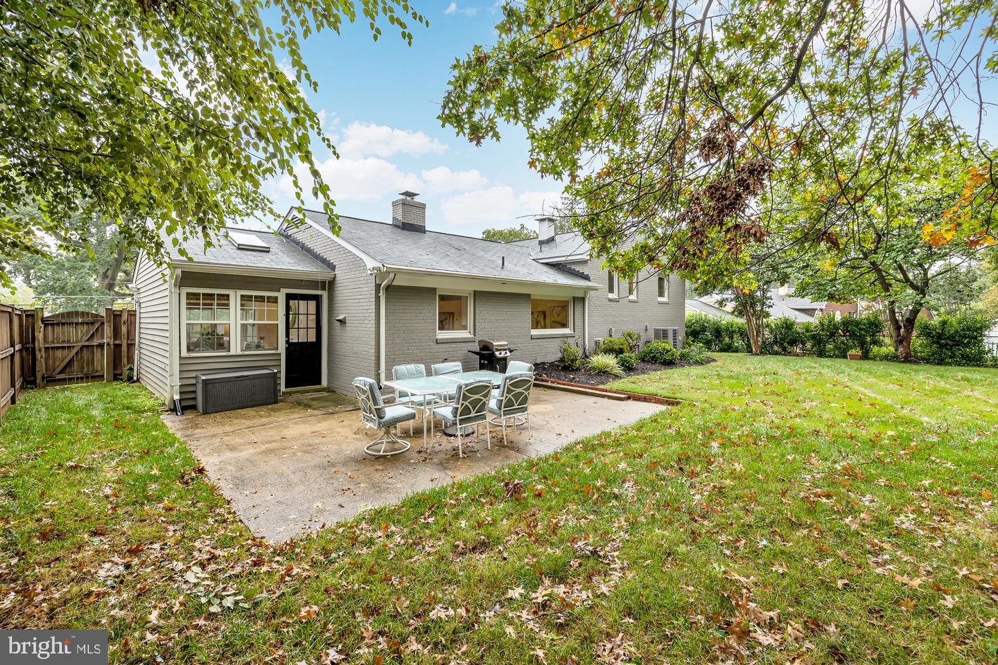 6500 Bluebill Ln