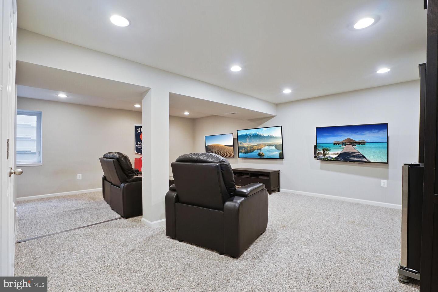 9628 Podium Dr