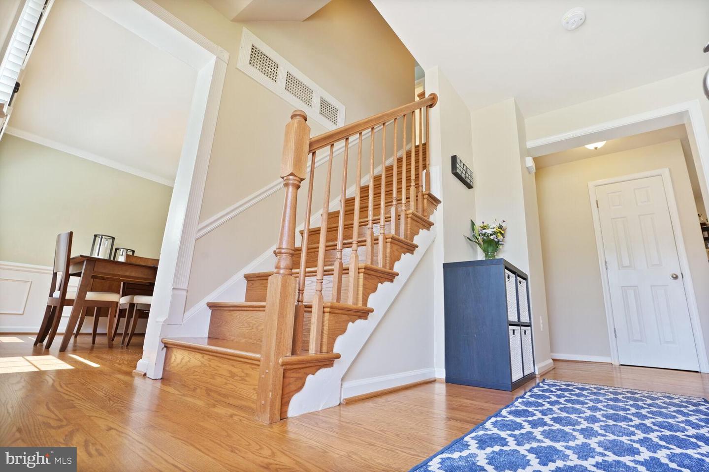 9628 Podium Dr