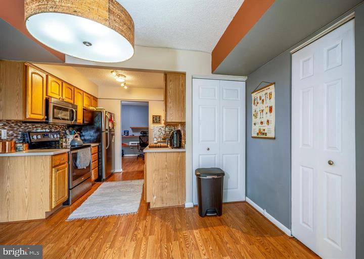 10200 BUSHMAN DR #114