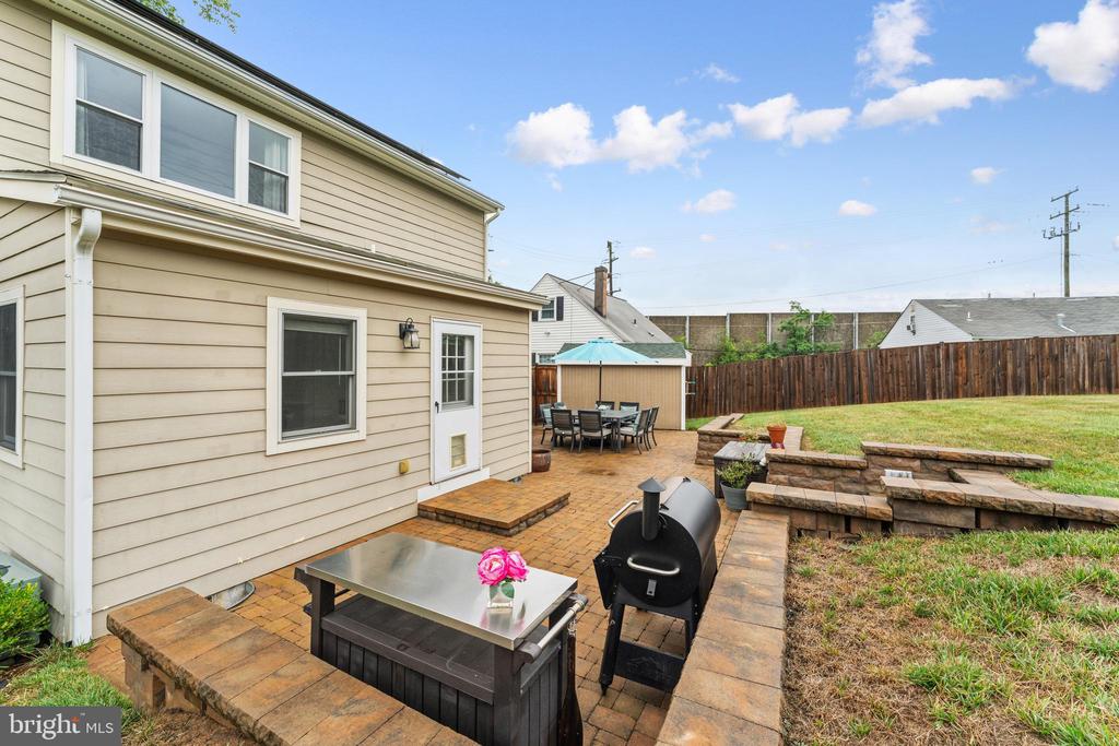 3003 Elmwood Dr
