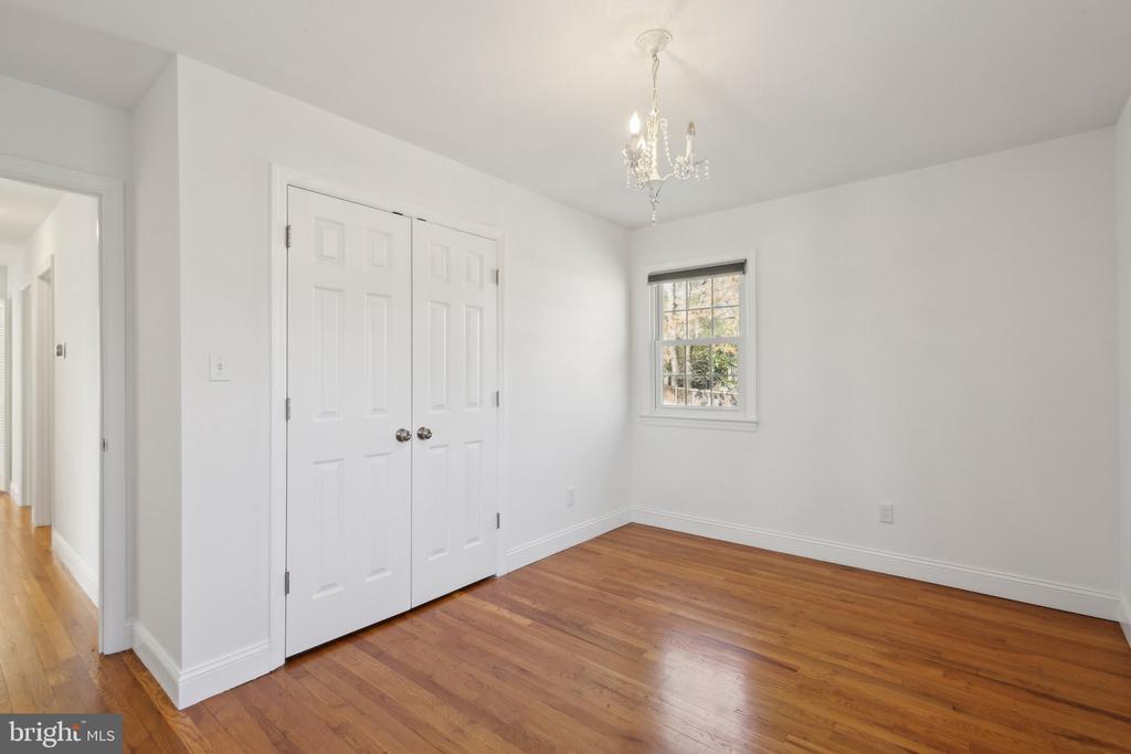 8340 Bound Brook Ln