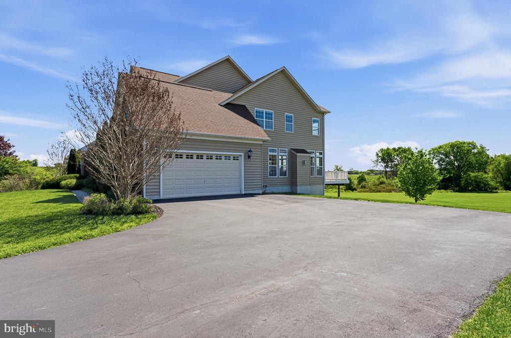 42761 PRAIRIE MERLIN COURT