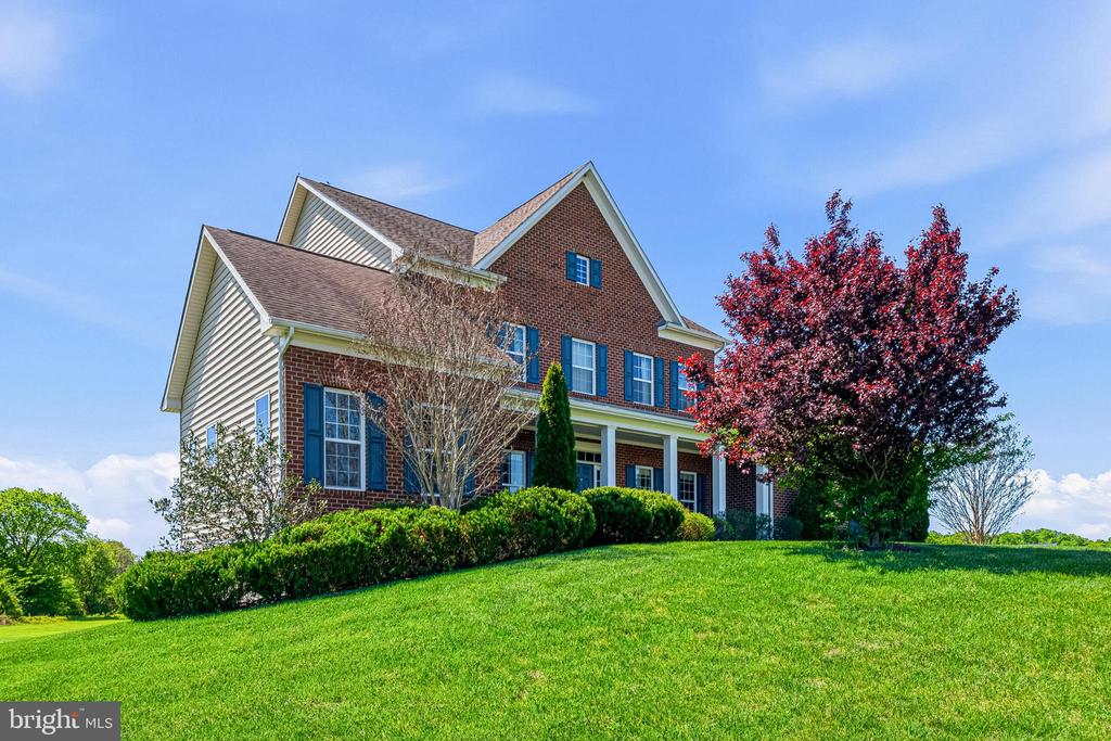42761 PRAIRIE MERLIN COURT