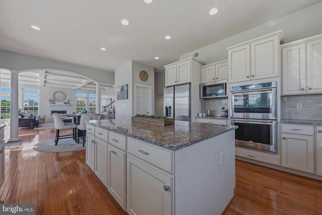 42761 PRAIRIE MERLIN COURT