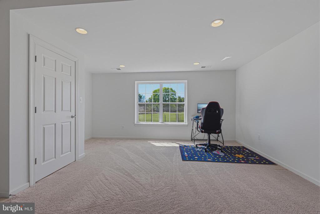 42761 PRAIRIE MERLIN COURT