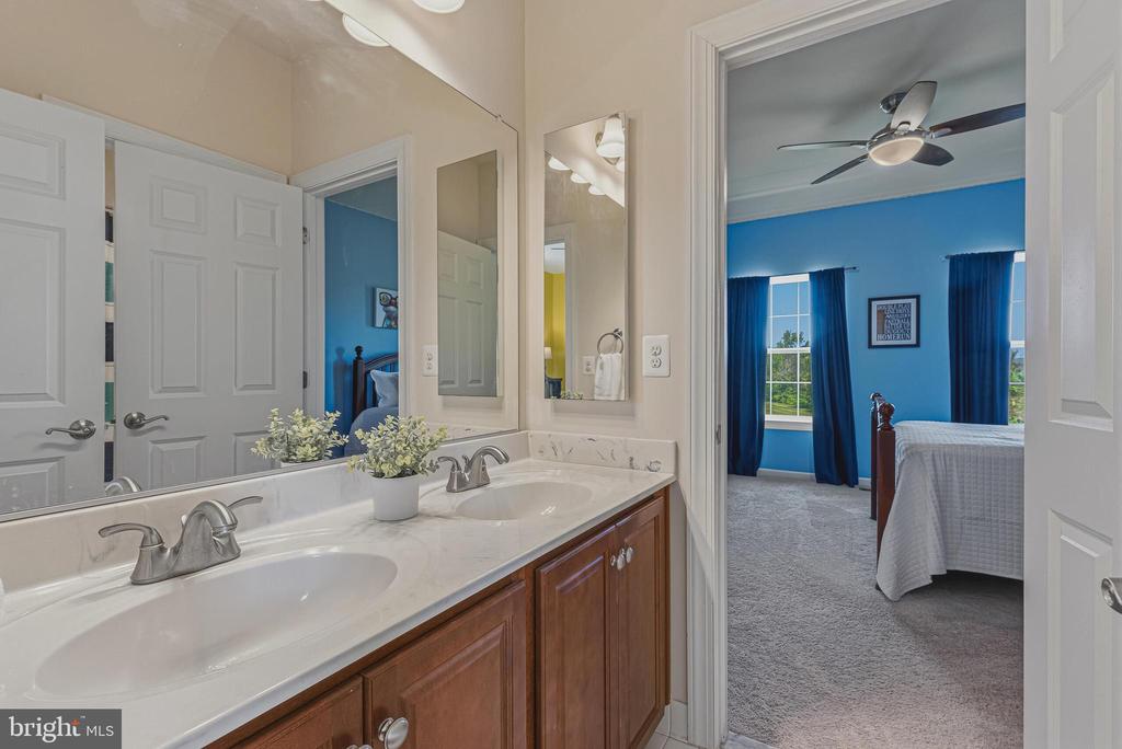 42761 PRAIRIE MERLIN COURT