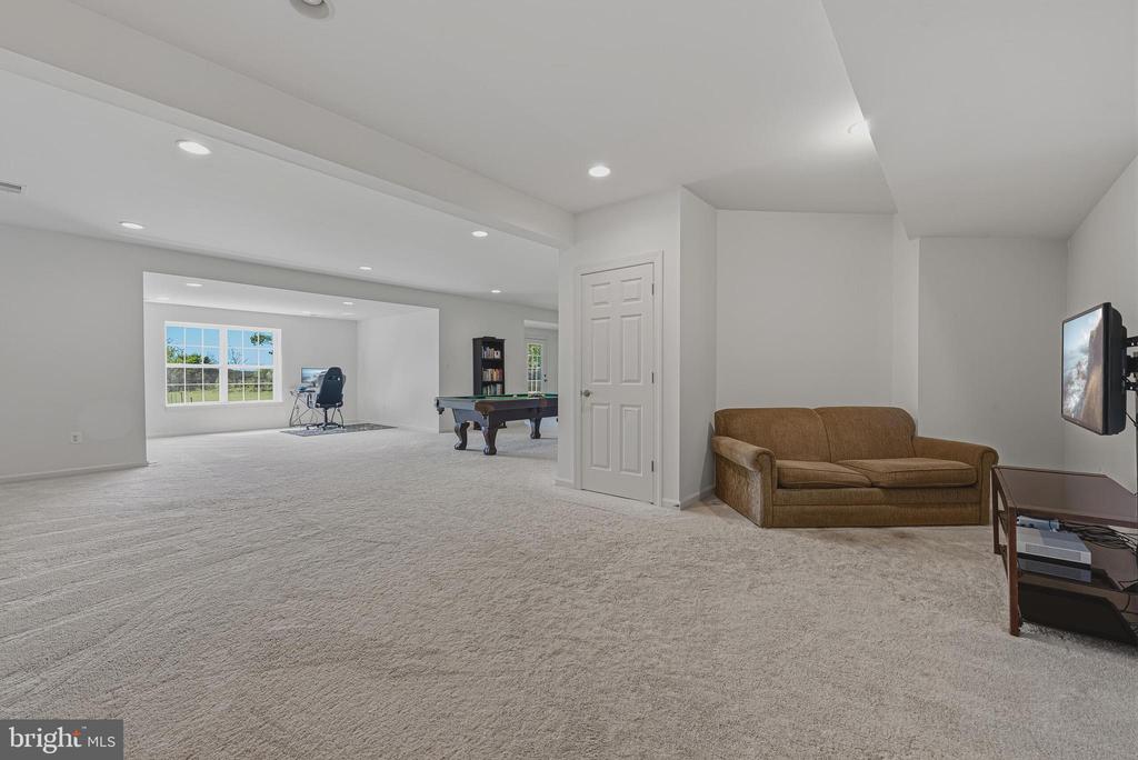 42761 PRAIRIE MERLIN COURT