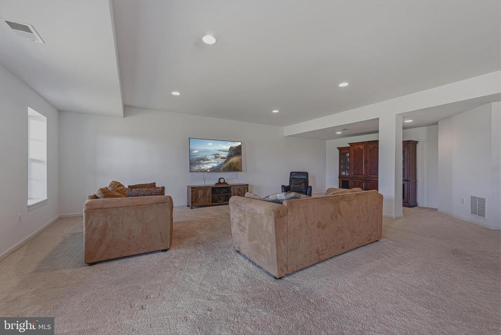 42761 PRAIRIE MERLIN COURT