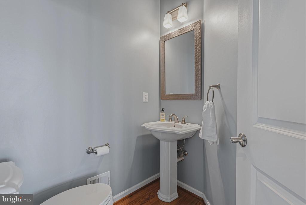 42761 PRAIRIE MERLIN COURT