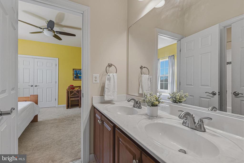 42761 PRAIRIE MERLIN COURT
