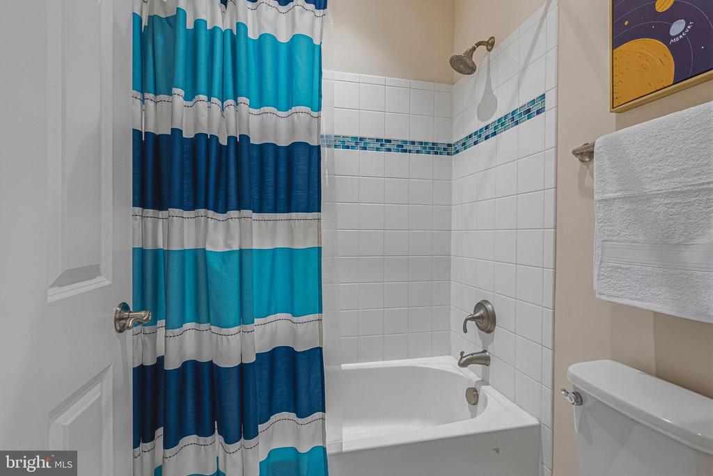 42761 PRAIRIE MERLIN COURT