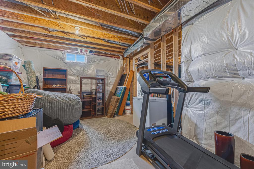 42761 PRAIRIE MERLIN COURT