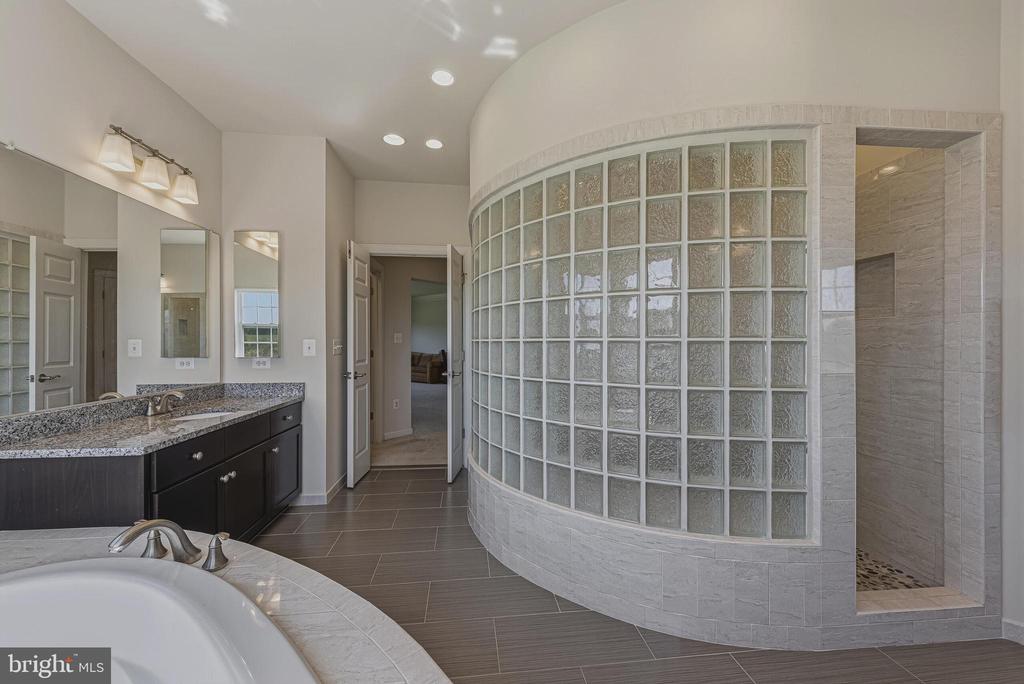42761 PRAIRIE MERLIN COURT