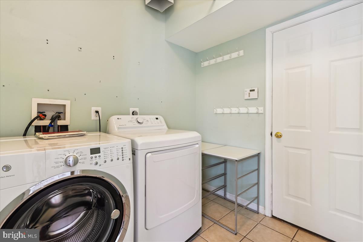 4138 Burning Ridge Ct