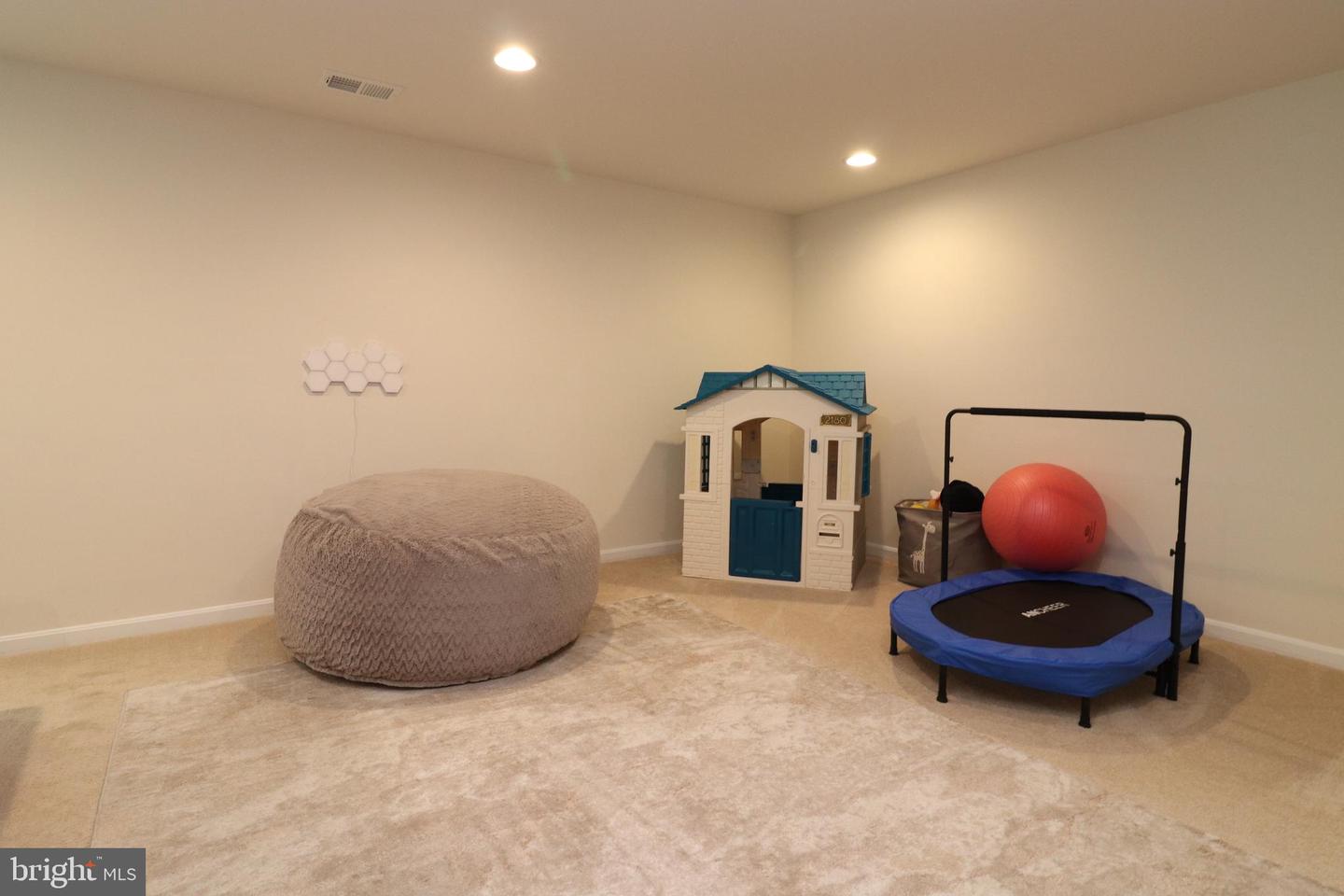 425 Boxelder Dr
