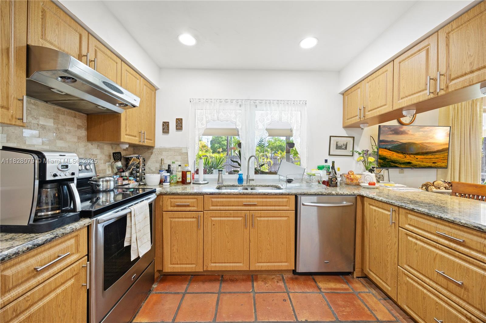 3410 Lake Osborne Dr