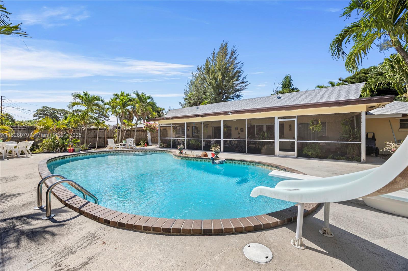 3410 Lake Osborne Dr