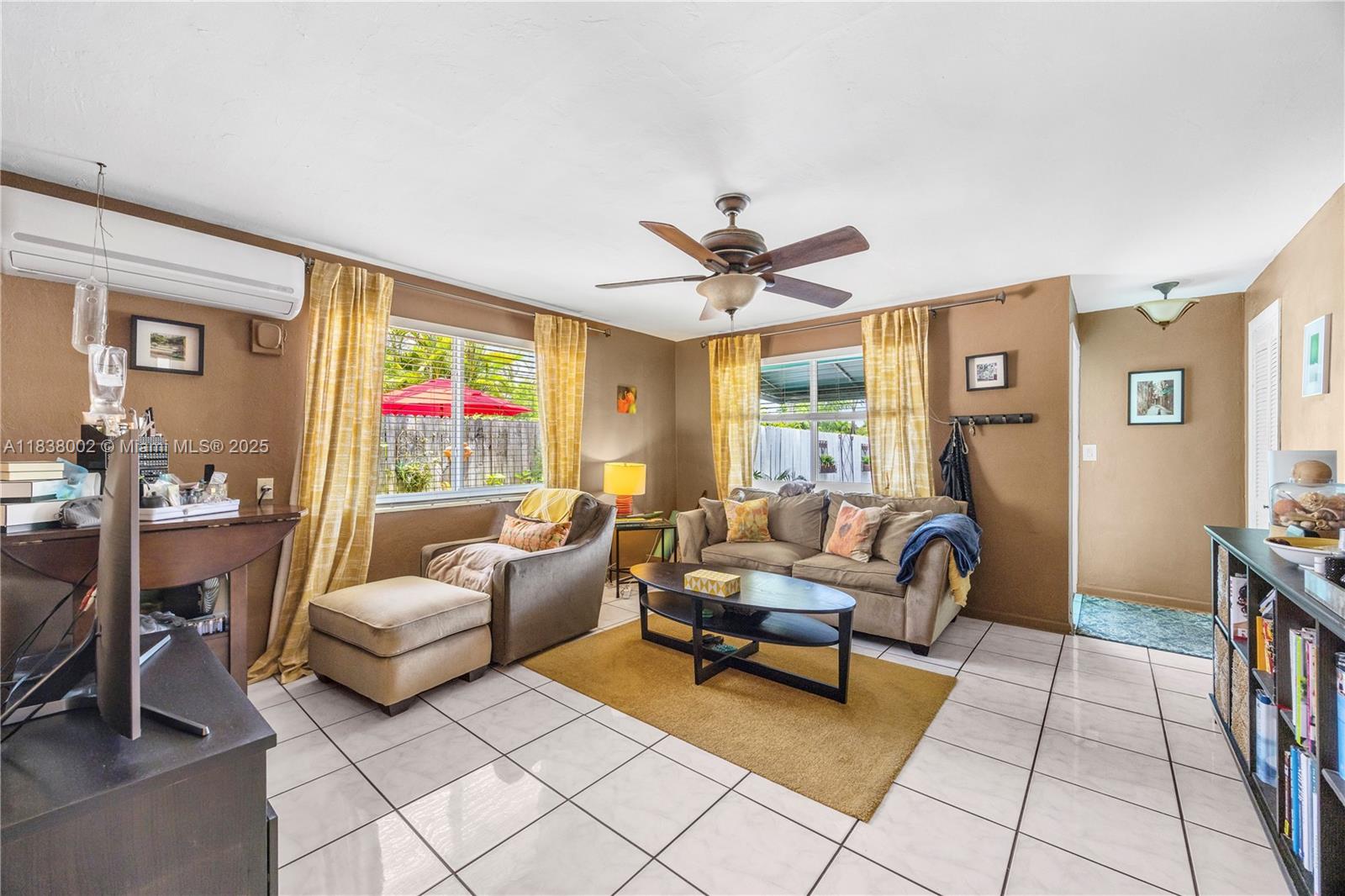 1535 NE 5th Ter