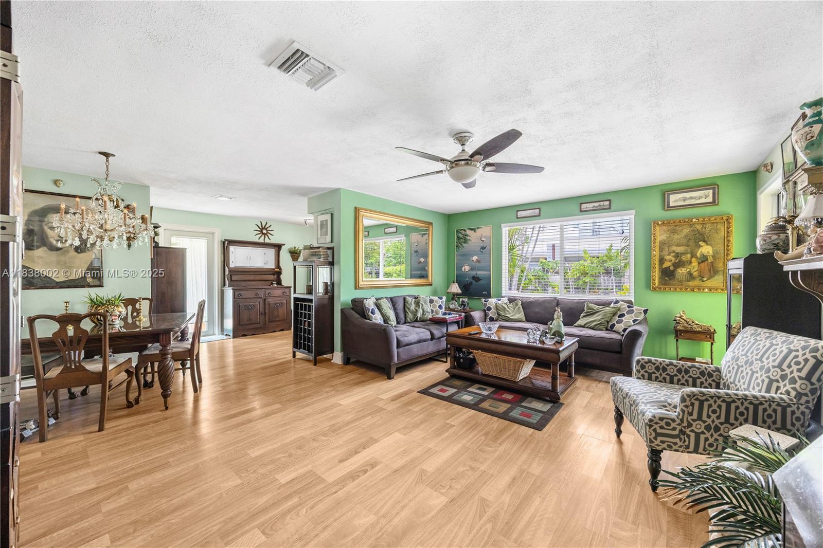 1535 NE 5th Ter