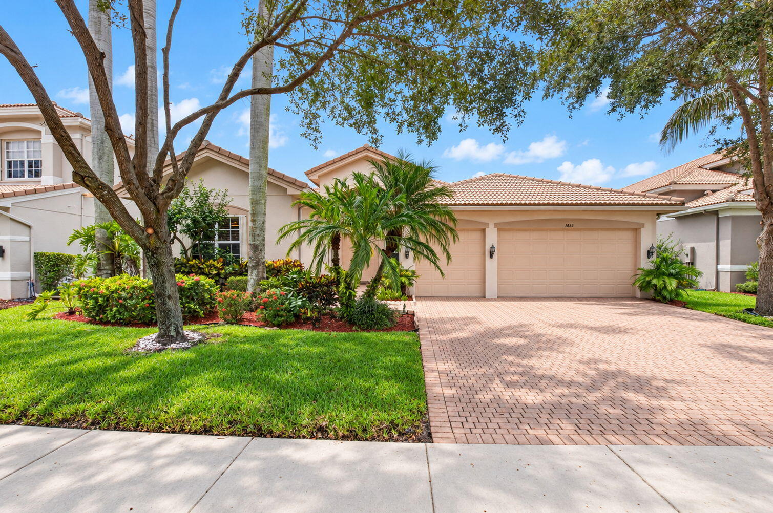 8855 Starhaven Cove