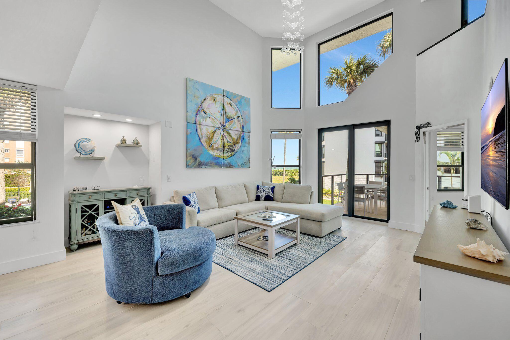 4100 N HIGHWAY A1A 211