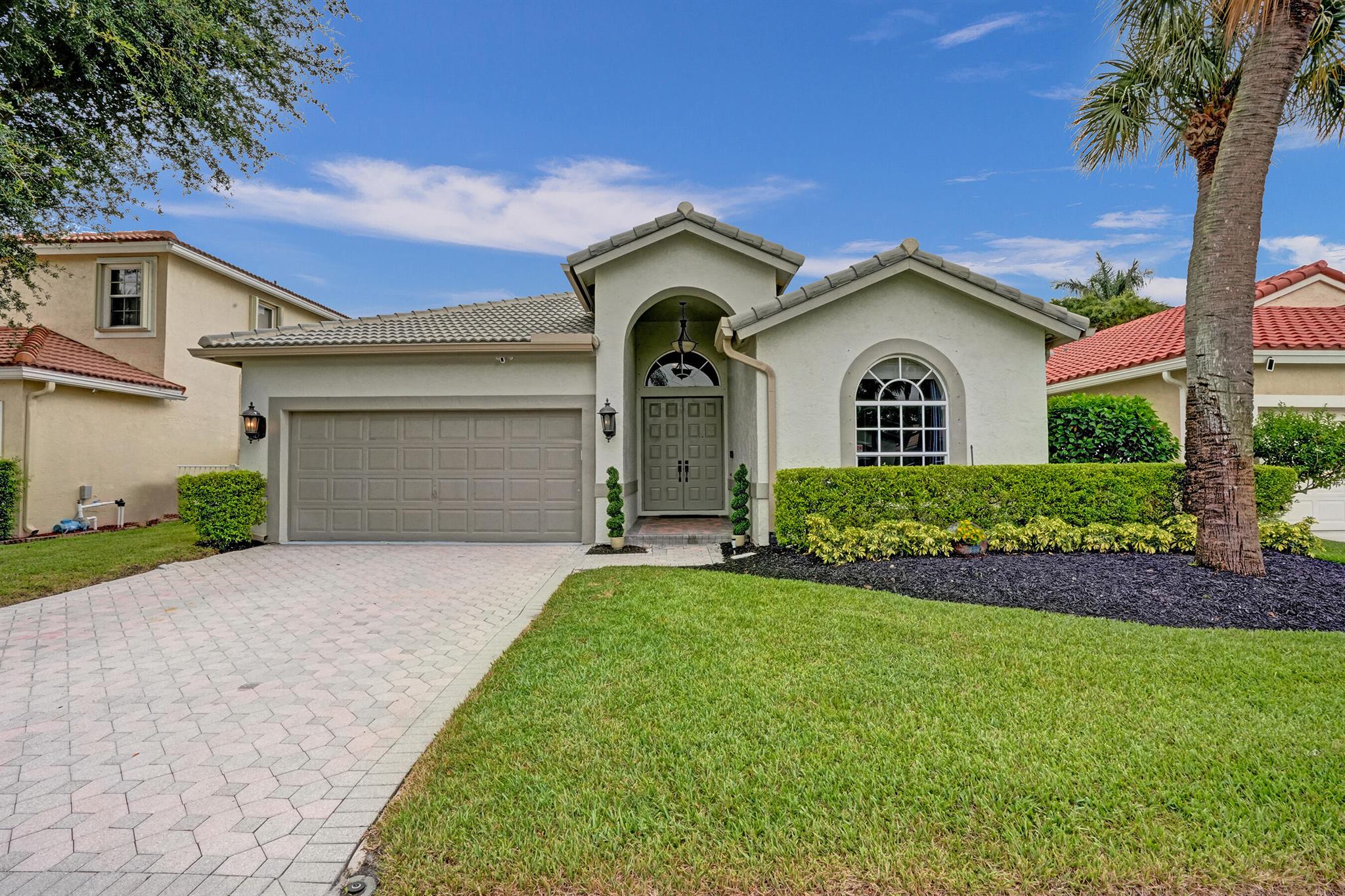7137 Lake Island Drive
