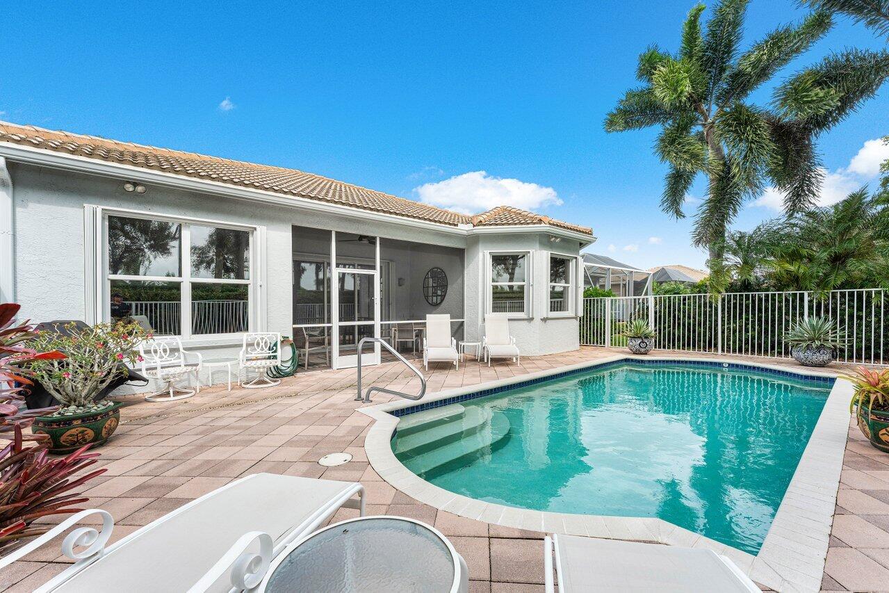 10989 Carmelcove Circle