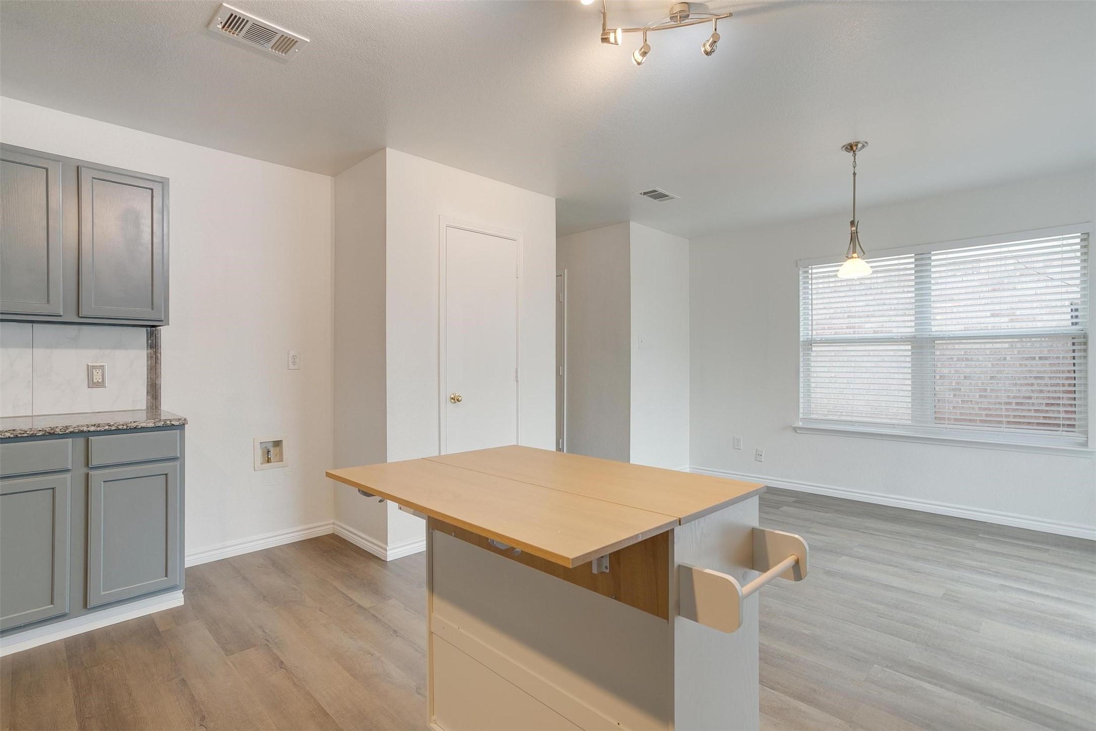 5008 Raymond Drive