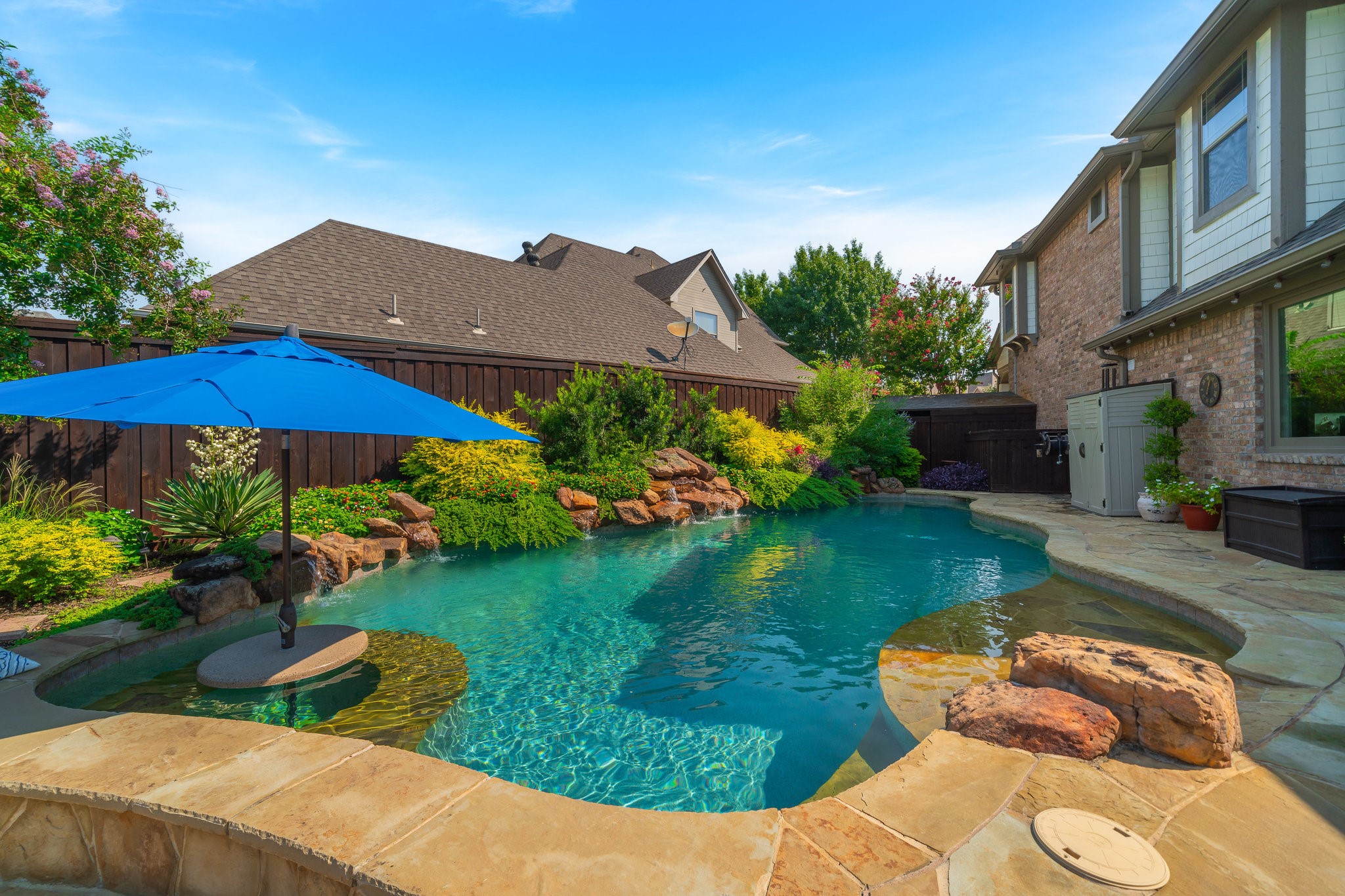 8201 Rio Vista Court