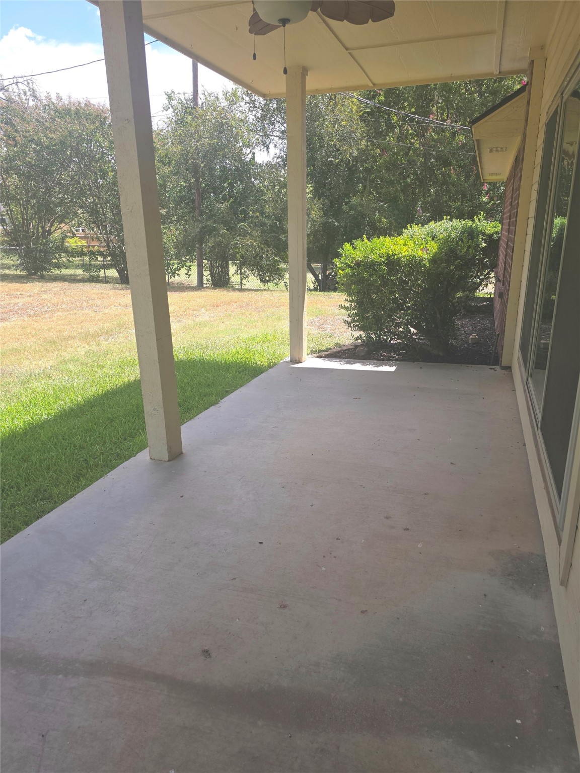 1811 W Spanish Oak Drive