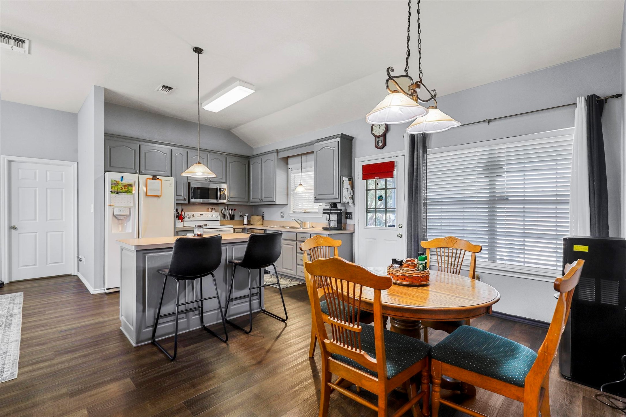1010 Bandera Trail