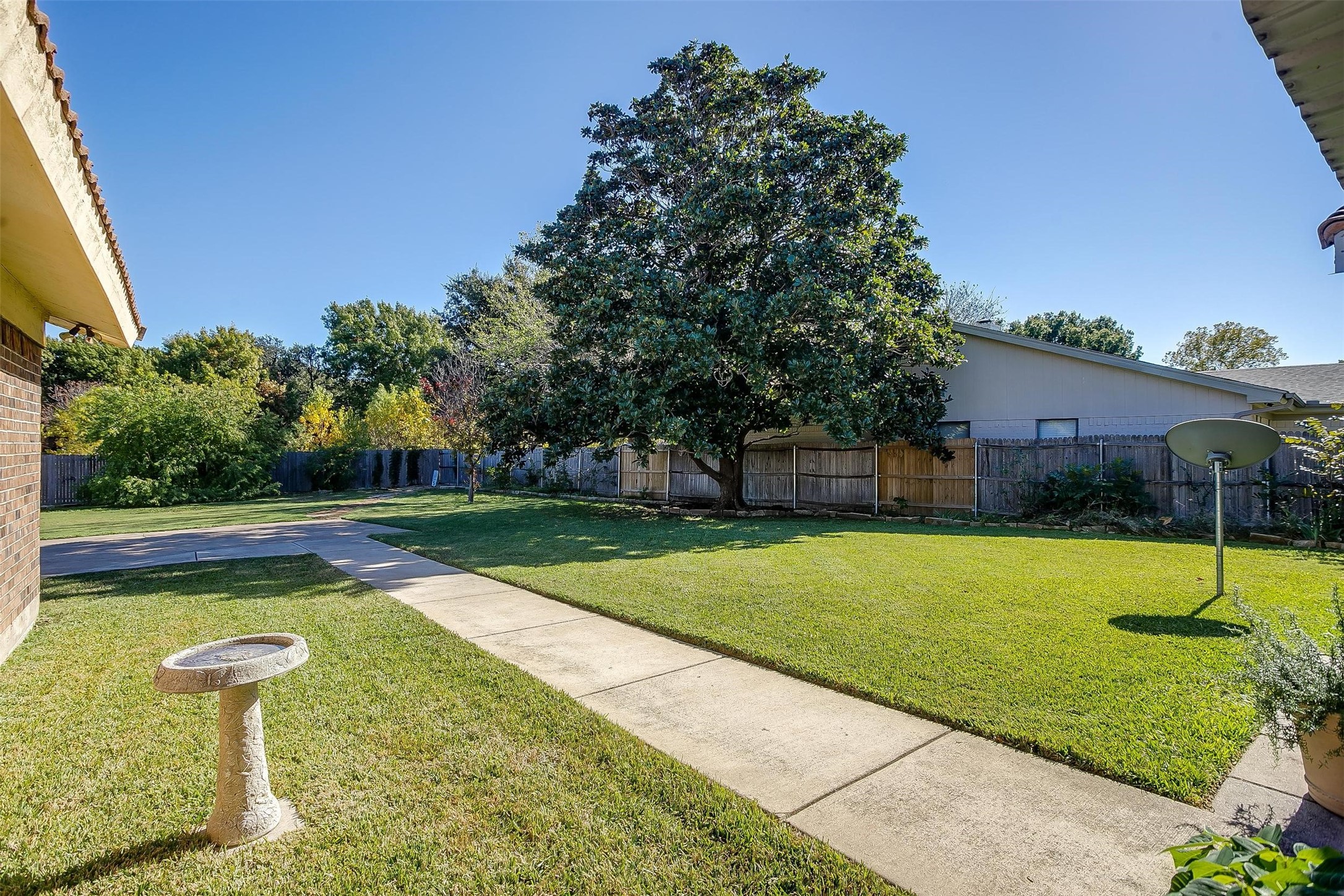 7001 Welch Court