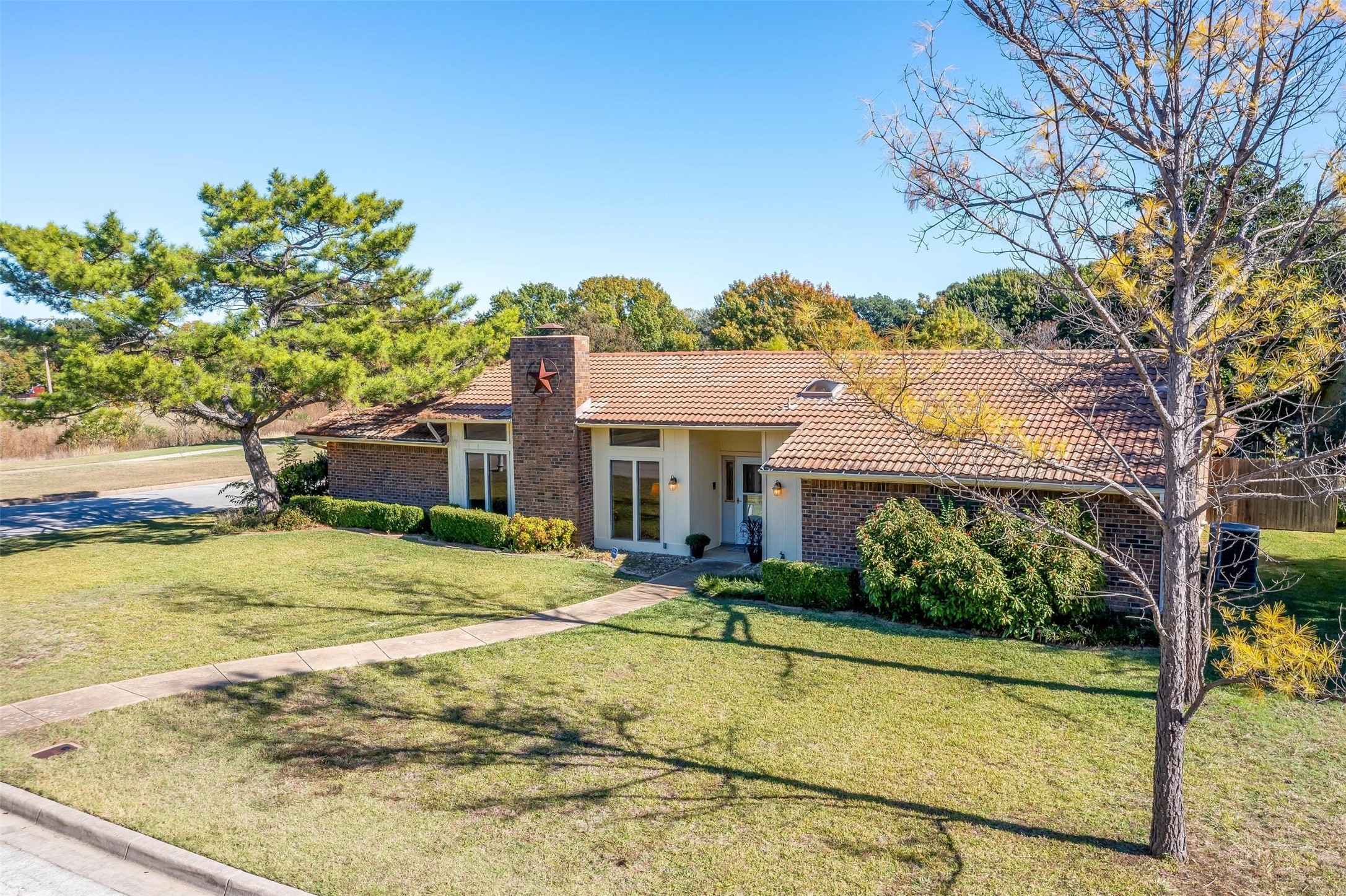 7001 Welch Court