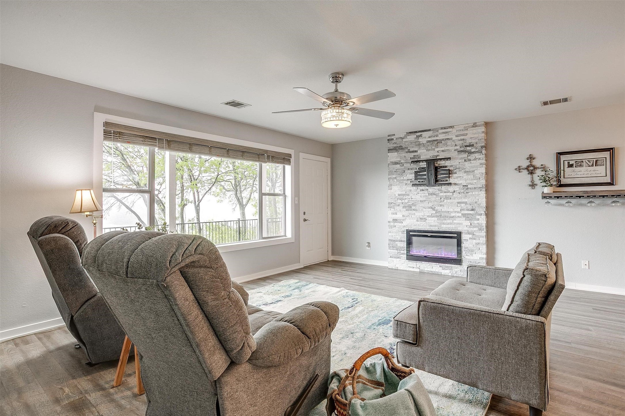 109 Paradise Cove