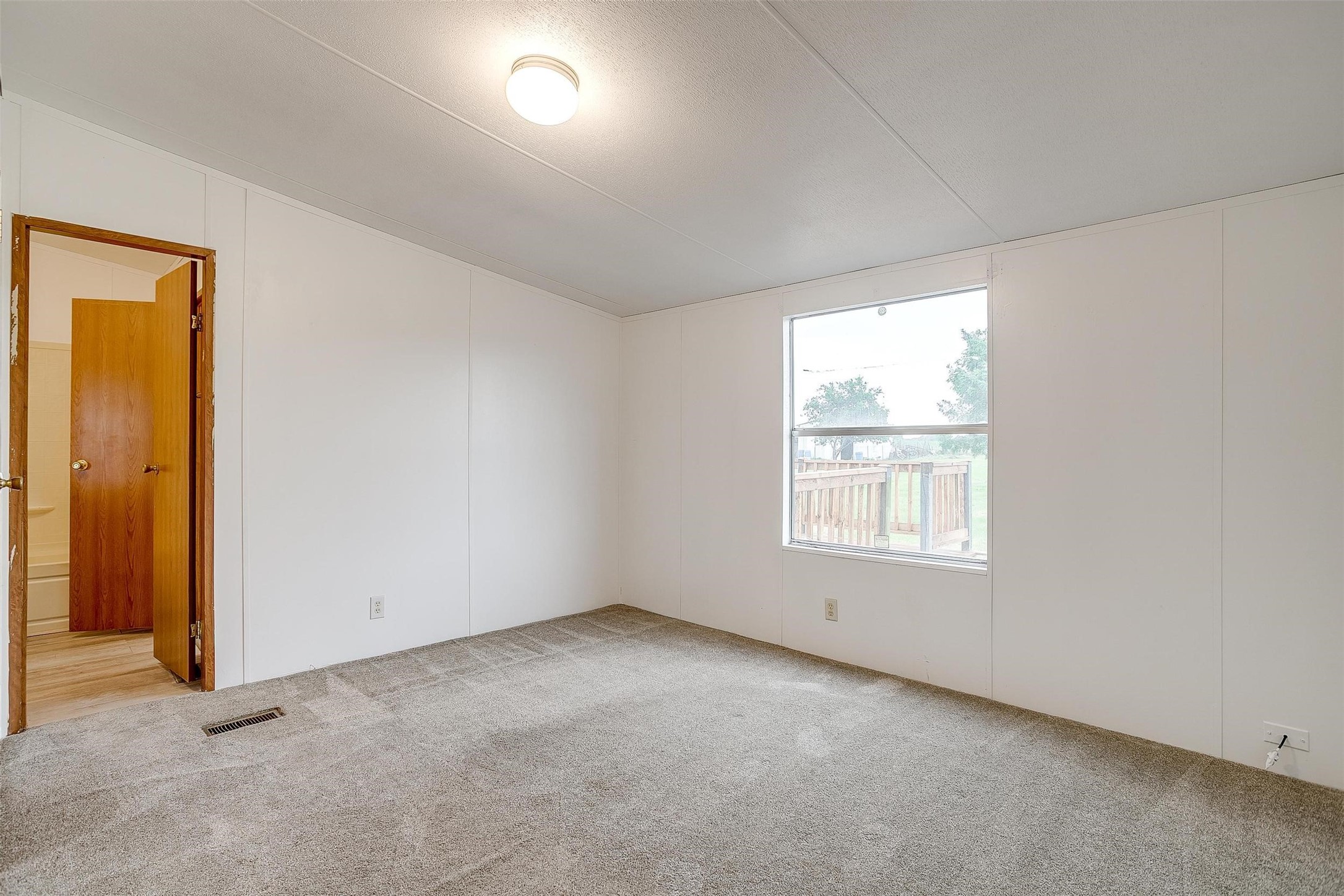 2412 Juniper Trail