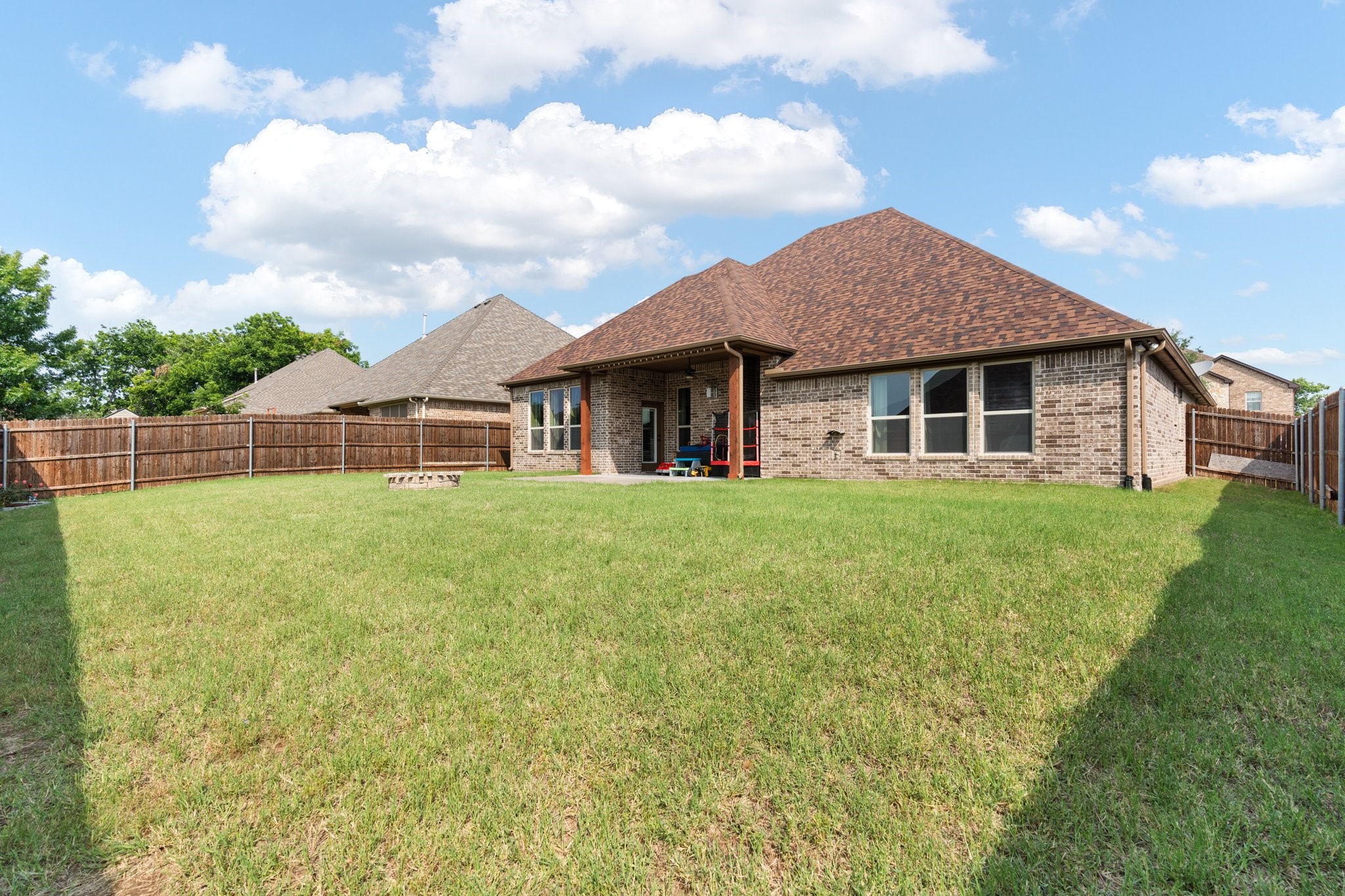 906 Joshua Court