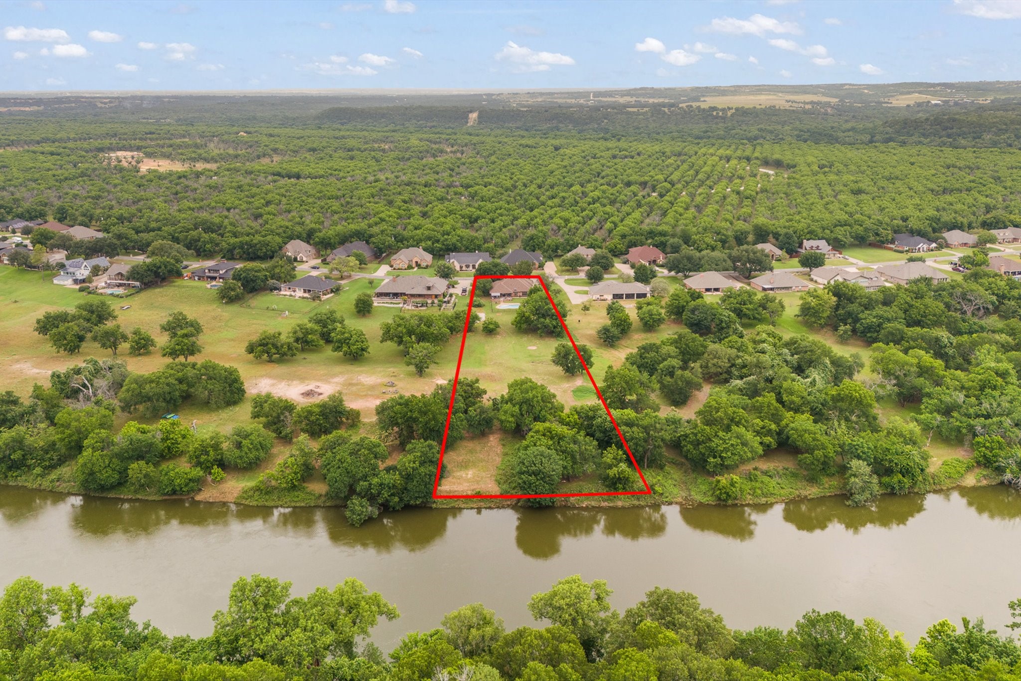 9118 Ravenswood Road