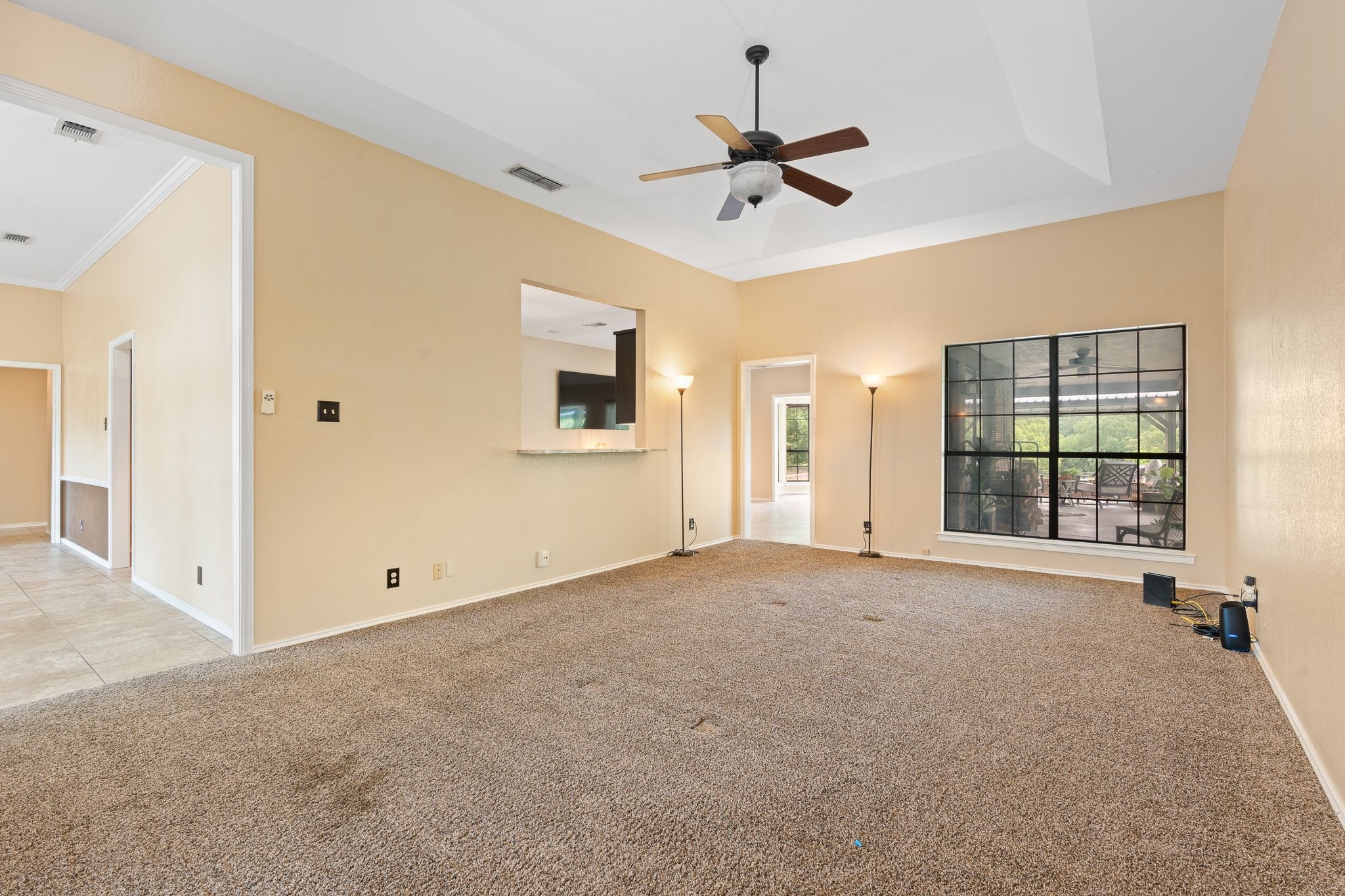 9118 Ravenswood Road