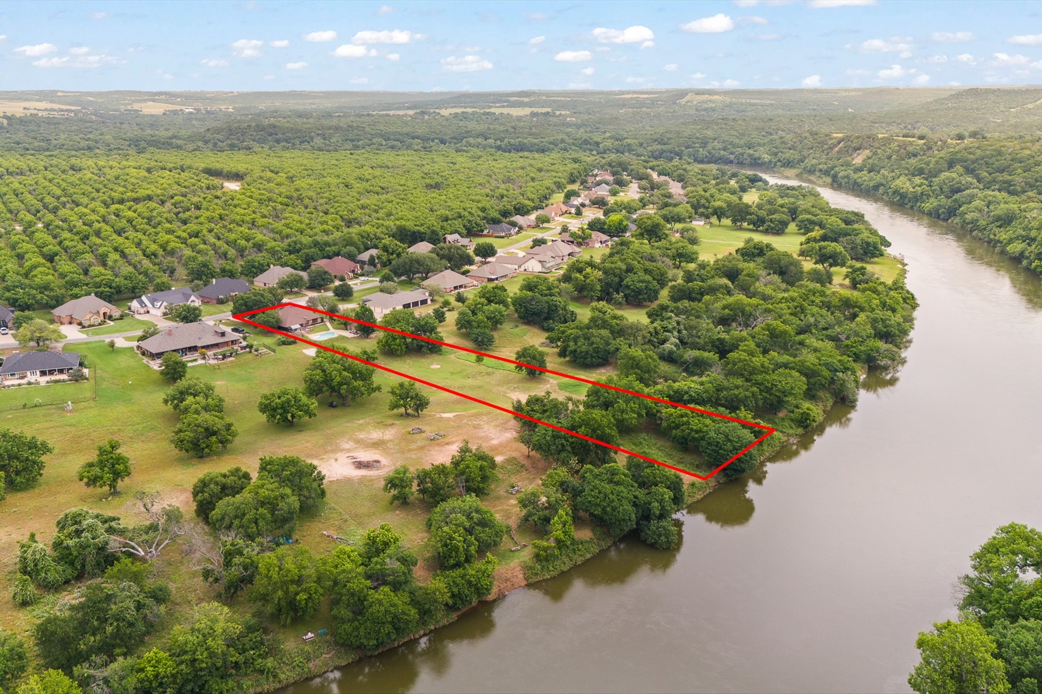 9118 Ravenswood Road