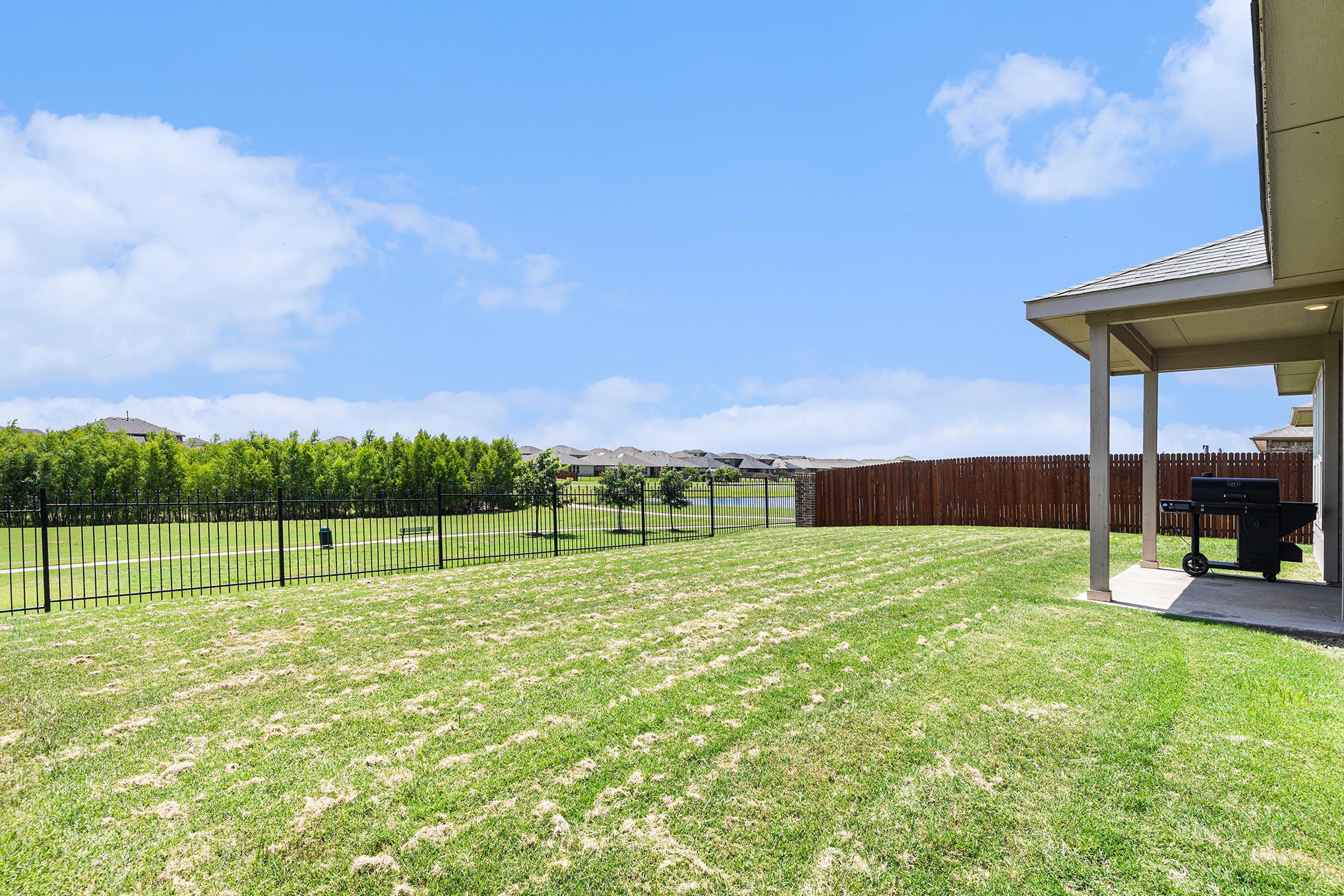 1214 Burlingame Drive