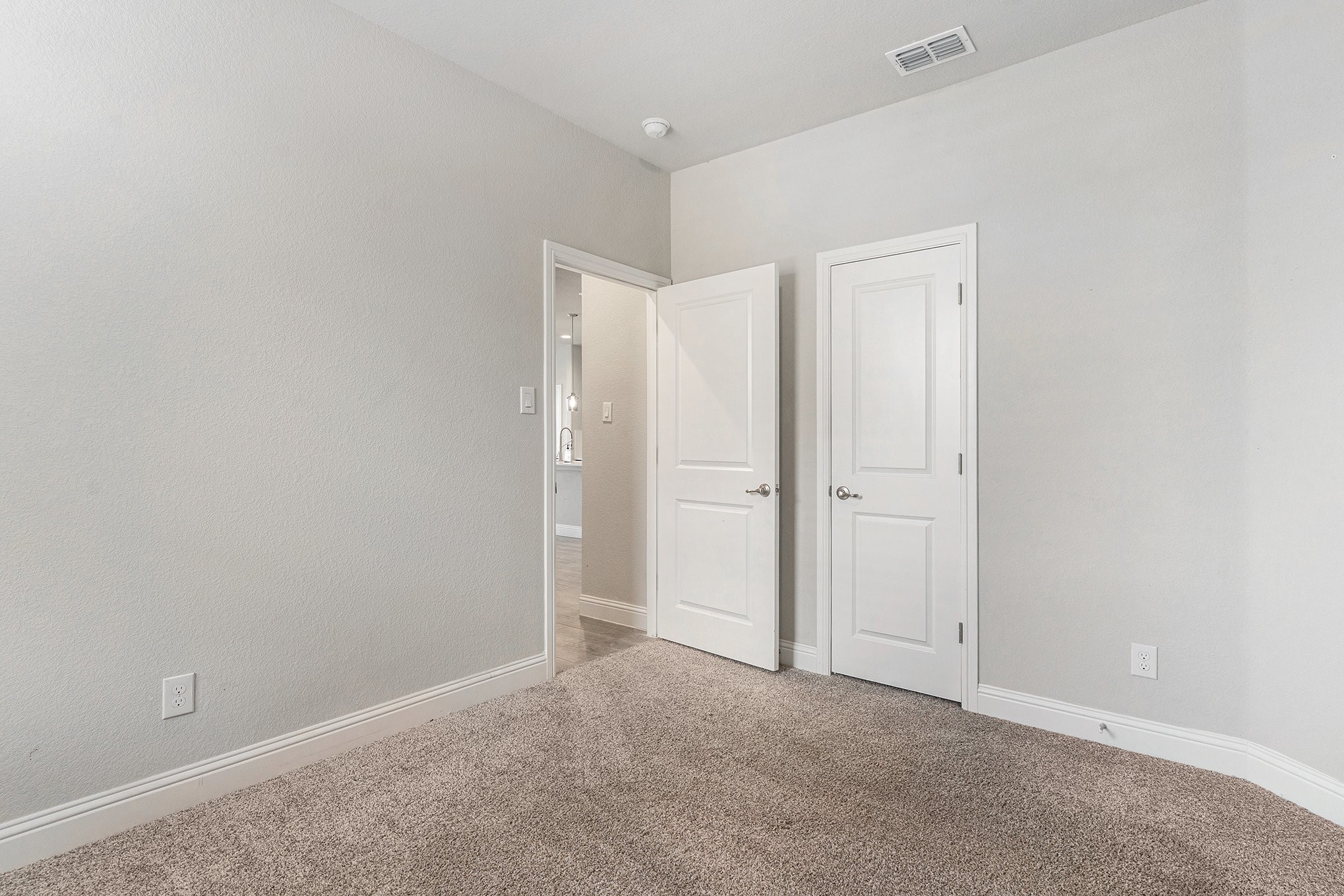 1214 Burlingame Drive