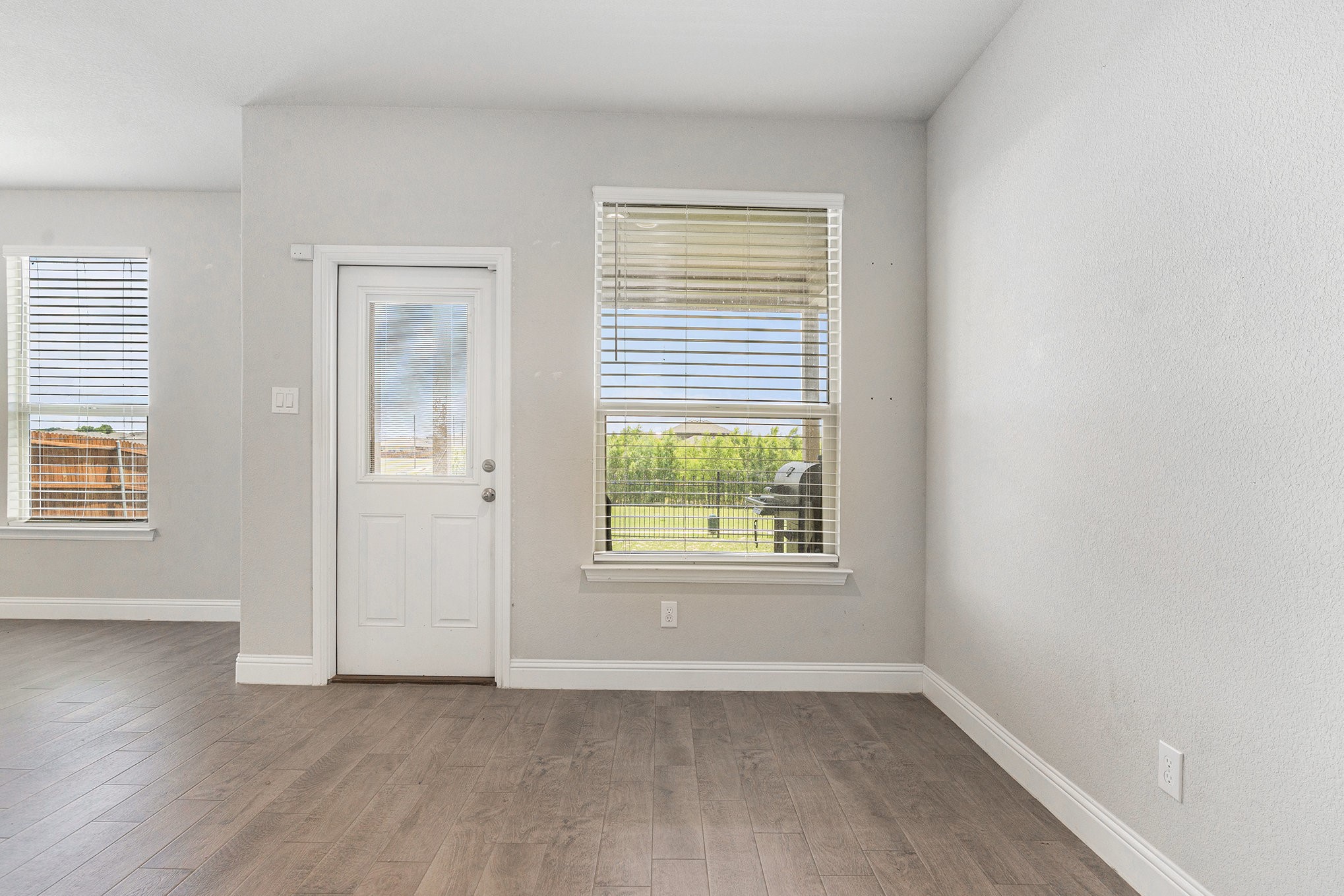 1214 Burlingame Drive